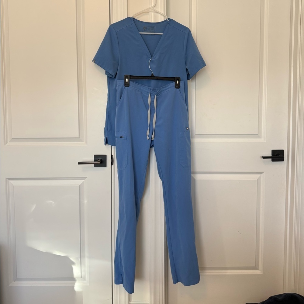 ( SET ) FIGS Casma Top Yola Pants SIZE MEDIUM Blue - Picture 3 of 7
